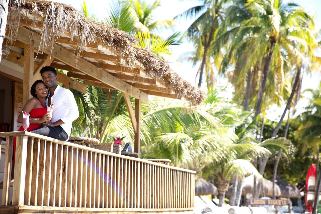 Moulin Sur Mer Beach Resort Монтруи Экстерьер фото