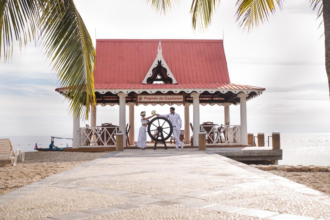 Moulin Sur Mer Beach Resort Монтруи Экстерьер фото